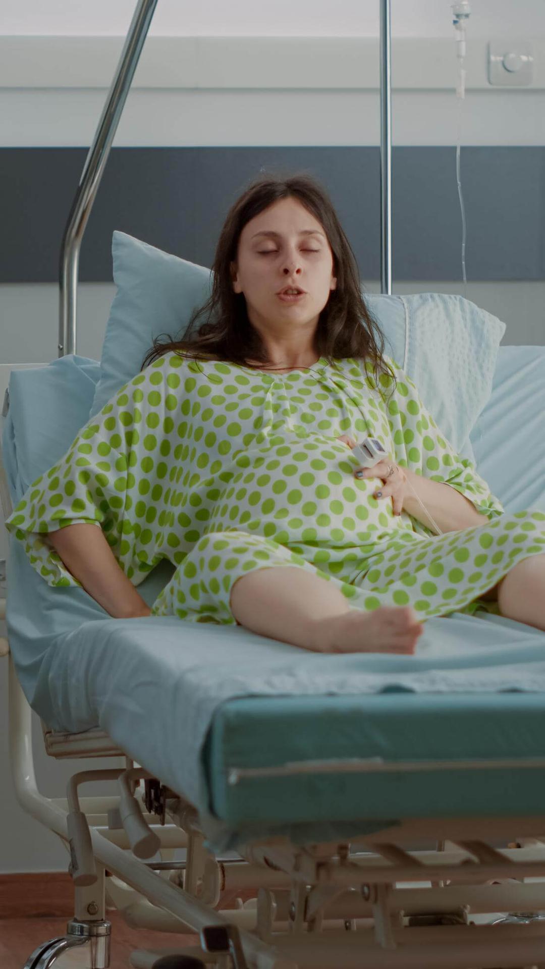 pregnancy me delivery ke lakshan